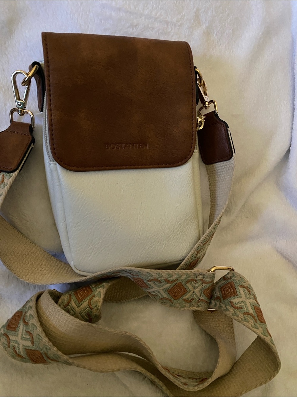 Bosta ten White and Brown Crossbody Phone Bag